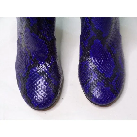 🆕 VINCE CAMUTO Sanstan Ankle Bootie Snake Blue 6 - Picture 8 of 12